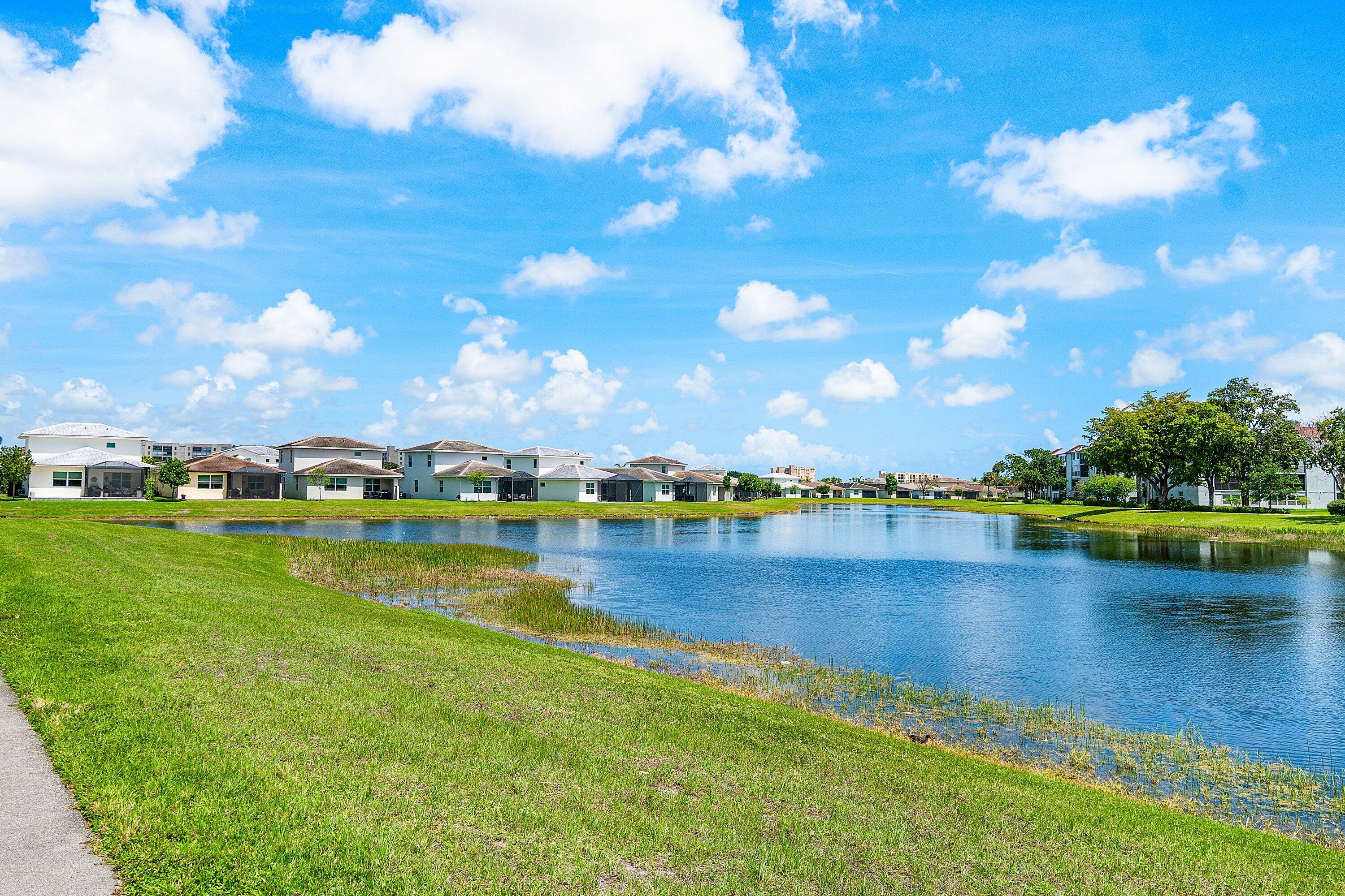 HUNTINGTON TOWERS CONDO - Residential