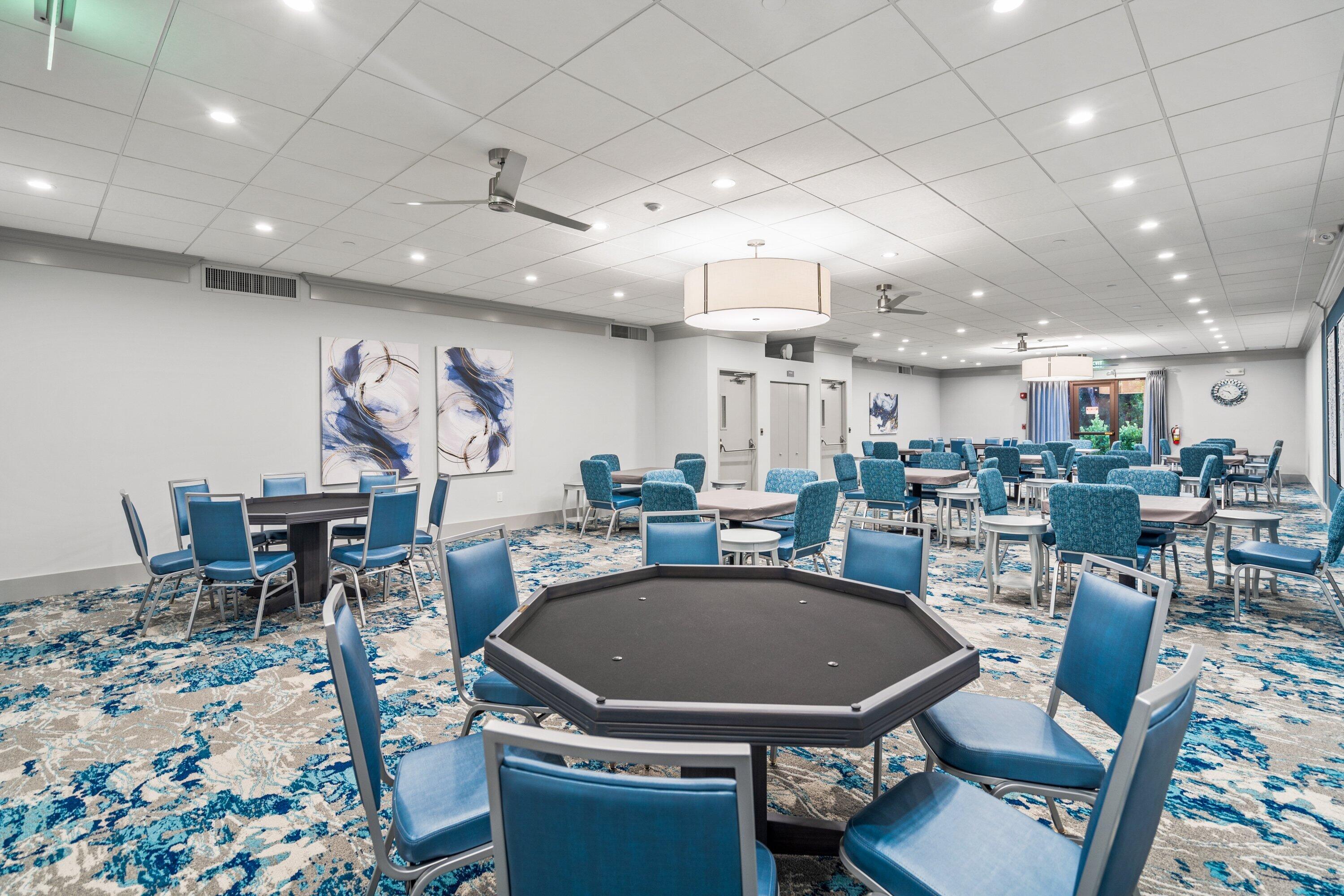 HUNTINGTON TOWERS CONDO - Residential