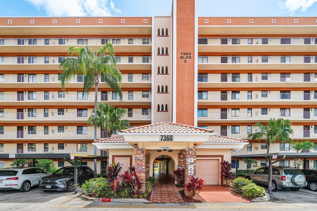 Photo of 7360 S Oriole Boulevard #801, Delray Beach, FL 33446 (MLS # B26017634)