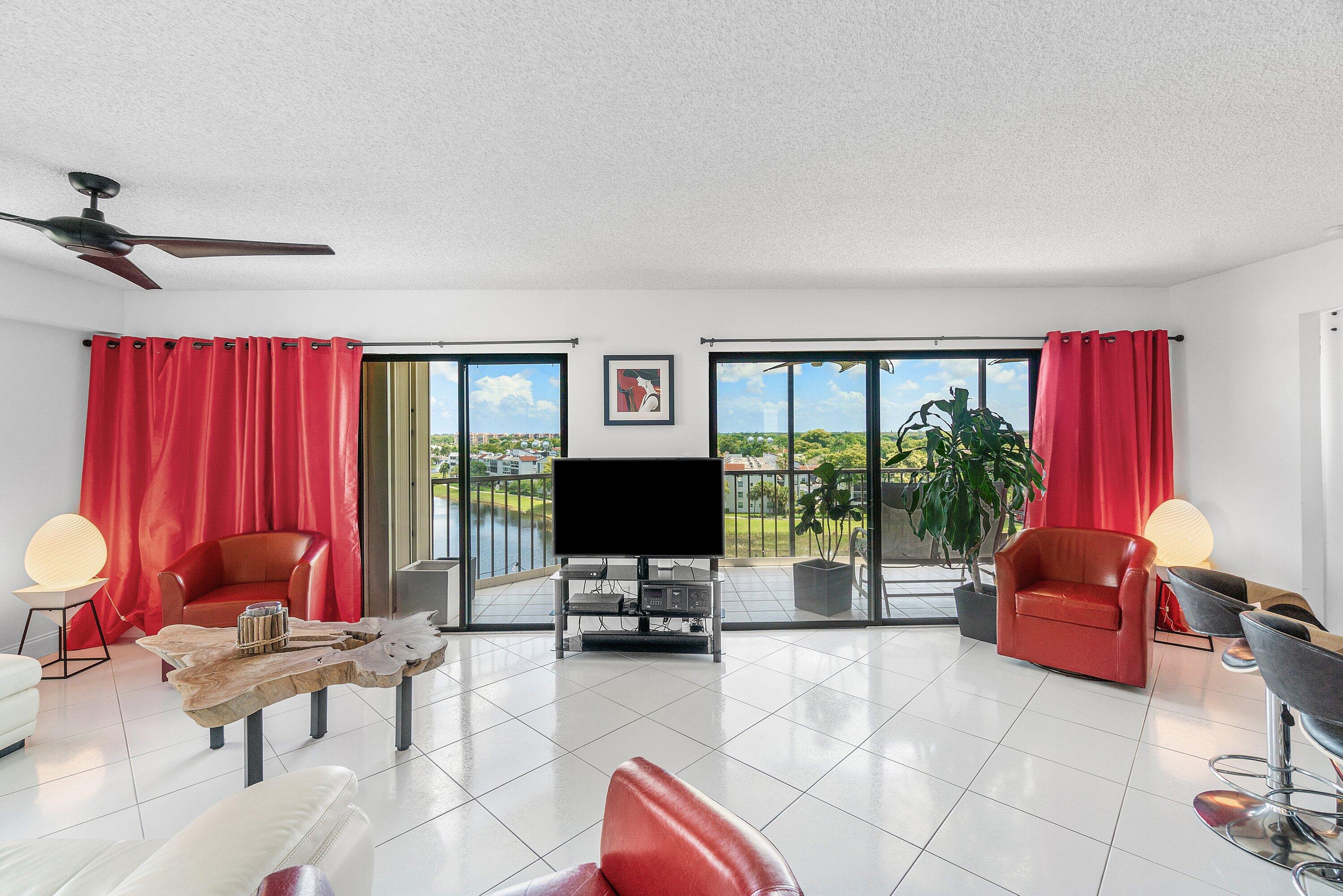 HUNTINGTON TOWERS CONDO - Residential