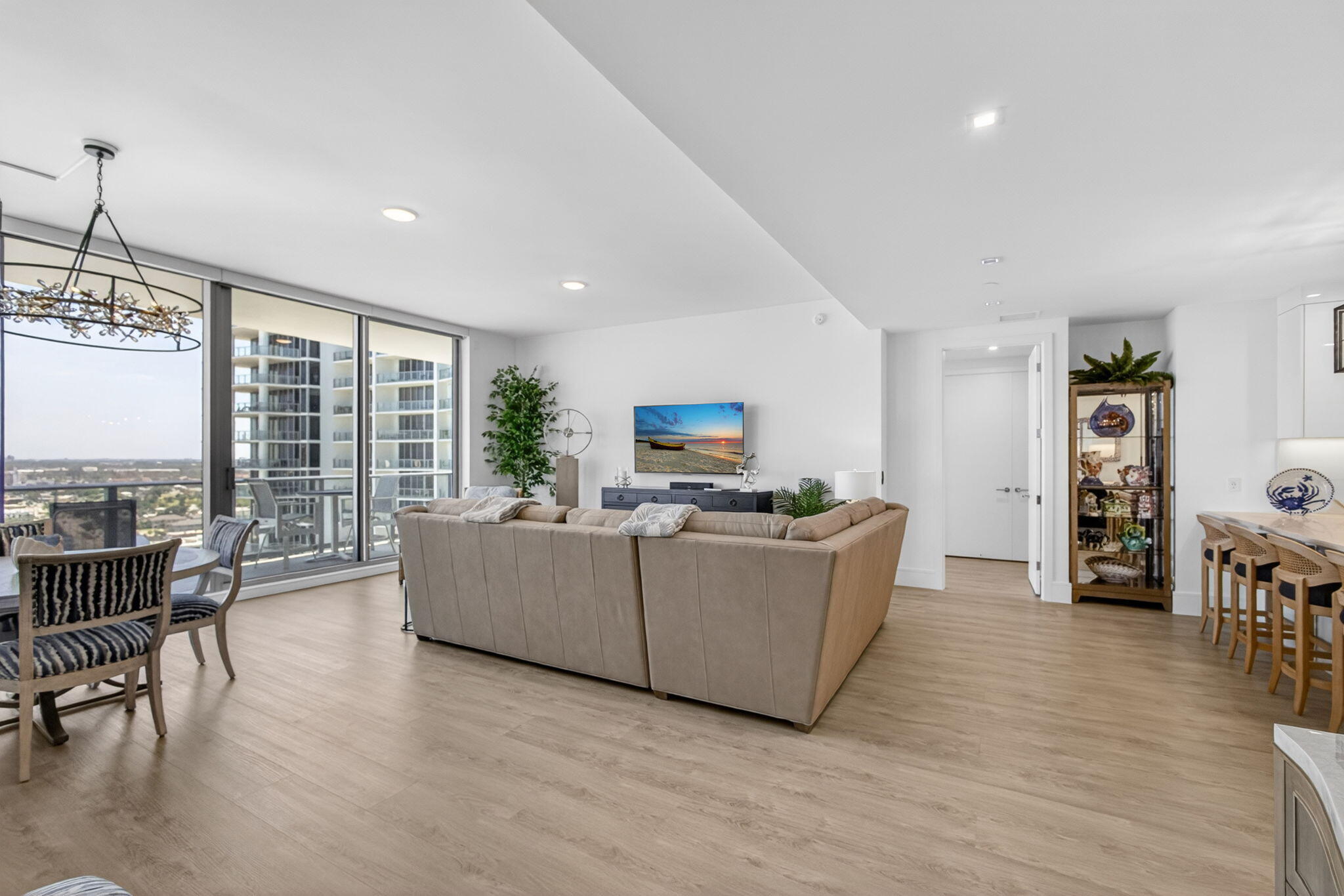 NAUTILUS 220 CONDO - Residential Lease