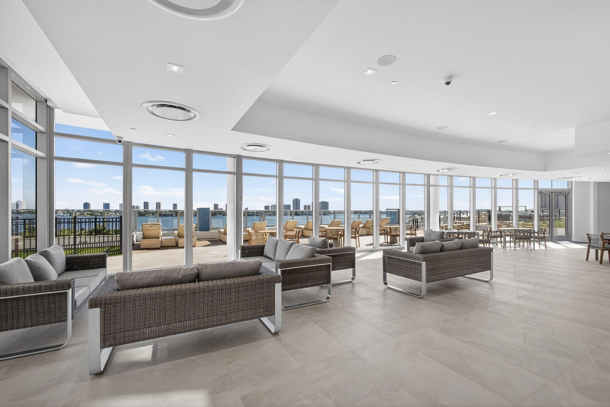 NAUTILUS 220 CONDO - Residential Lease