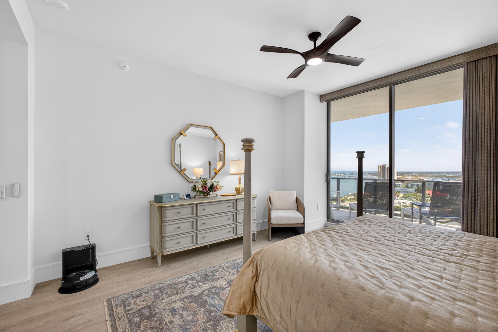 NAUTILUS 220 CONDO - Residential Lease