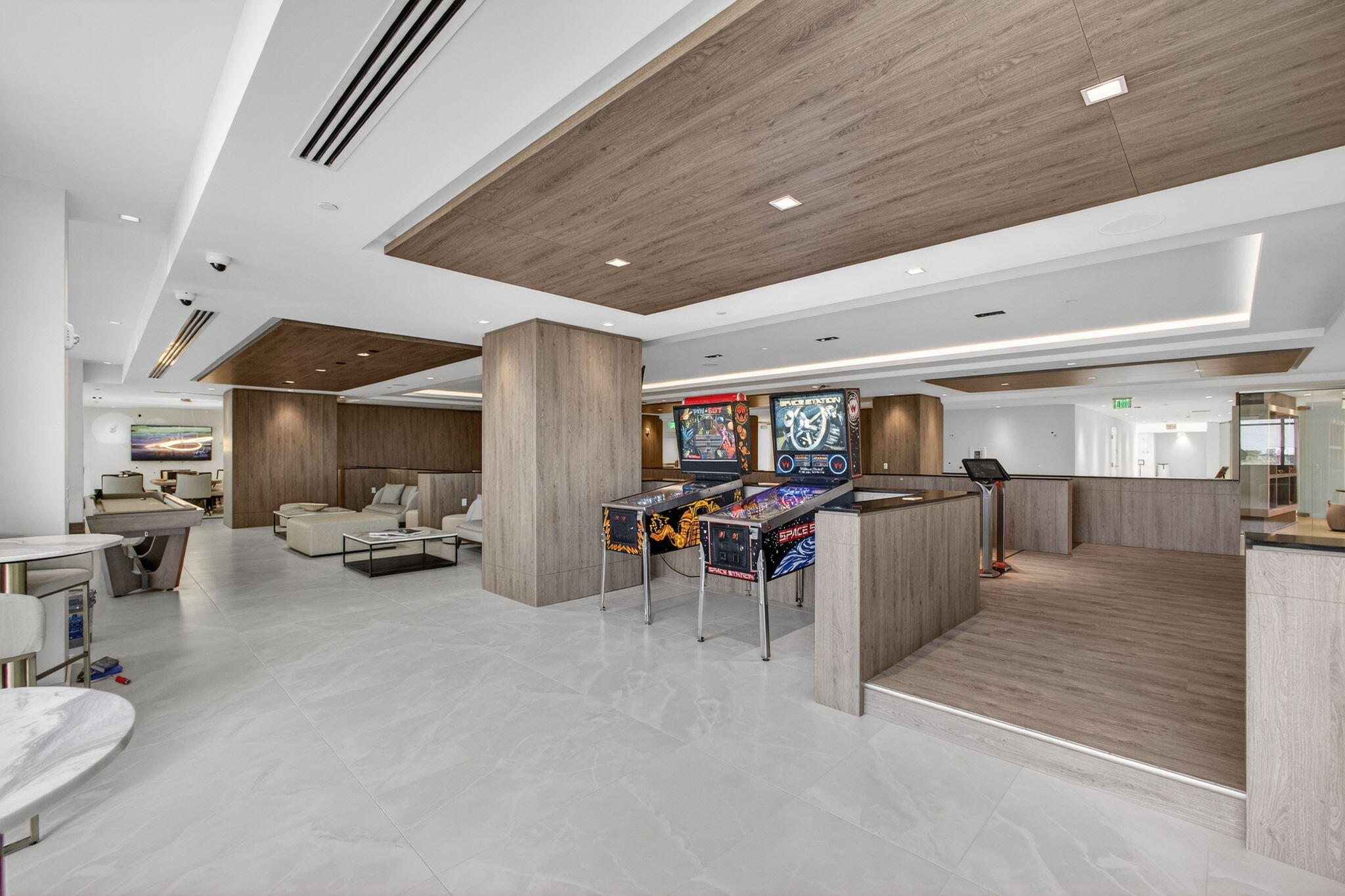 NAUTILUS 220 CONDO - Residential Lease