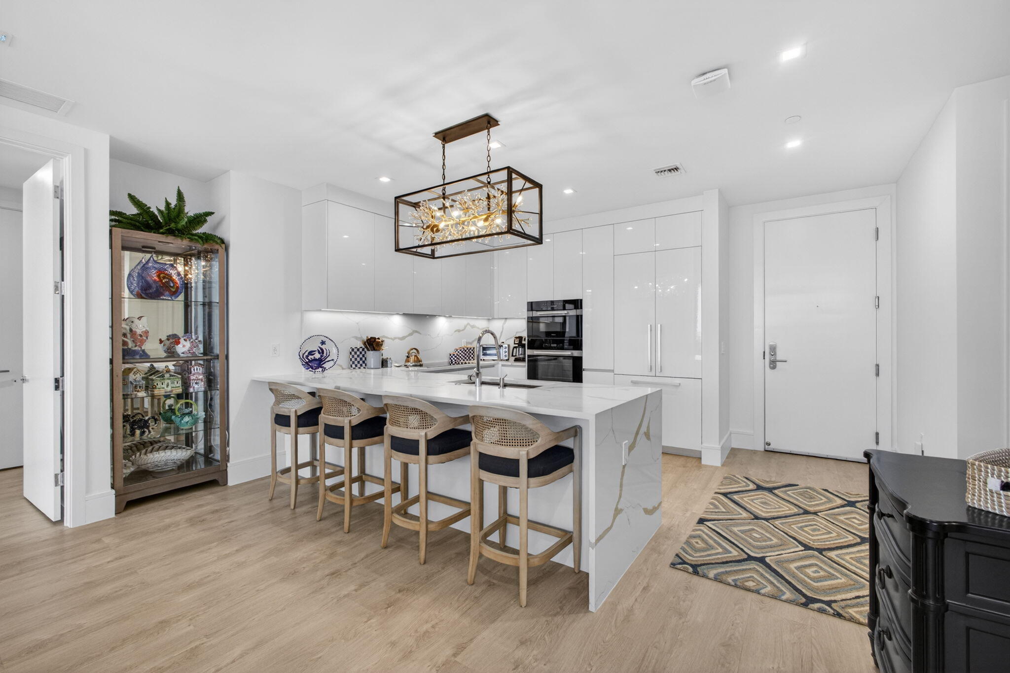 NAUTILUS 220 CONDO - Residential Lease