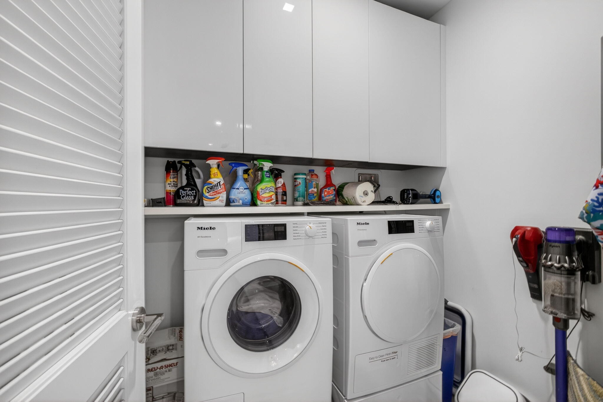 NAUTILUS 220 CONDO - Residential Lease