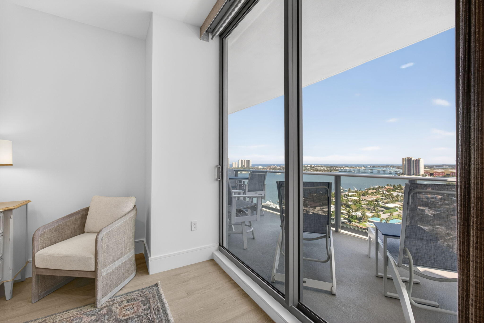 NAUTILUS 220 CONDO - Residential Lease