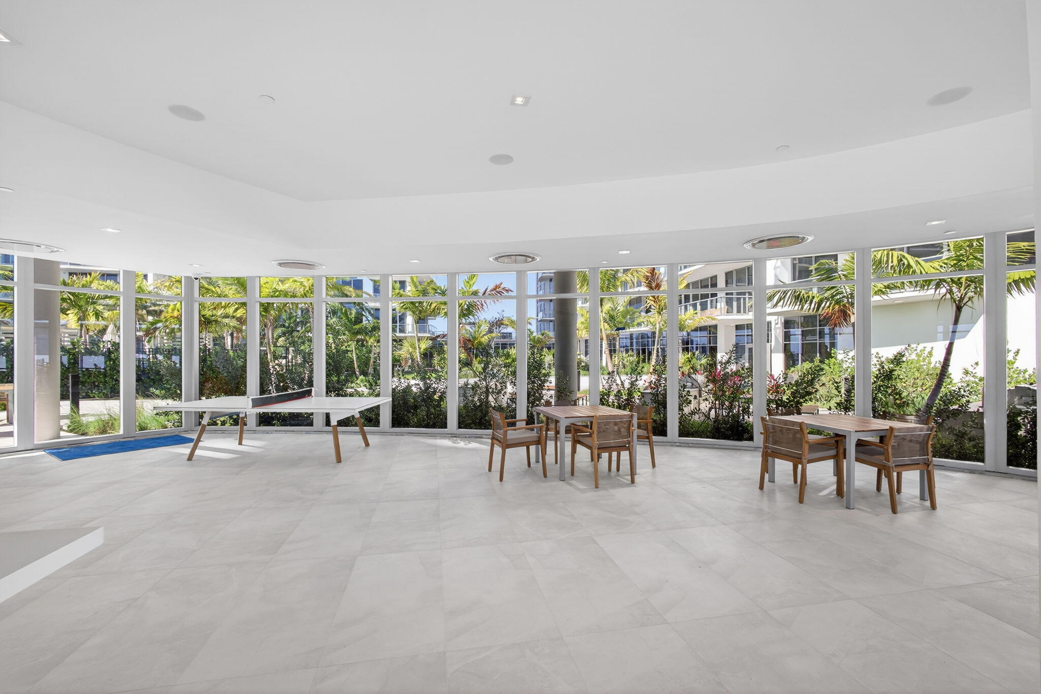 NAUTILUS 220 CONDO - Residential Lease