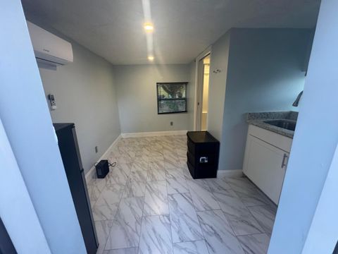 173 W 16th Street Riviera Beach FL 33404