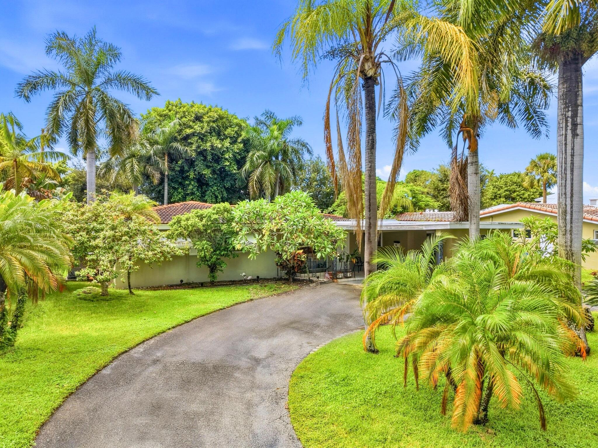 151 SW 8TH Avenue