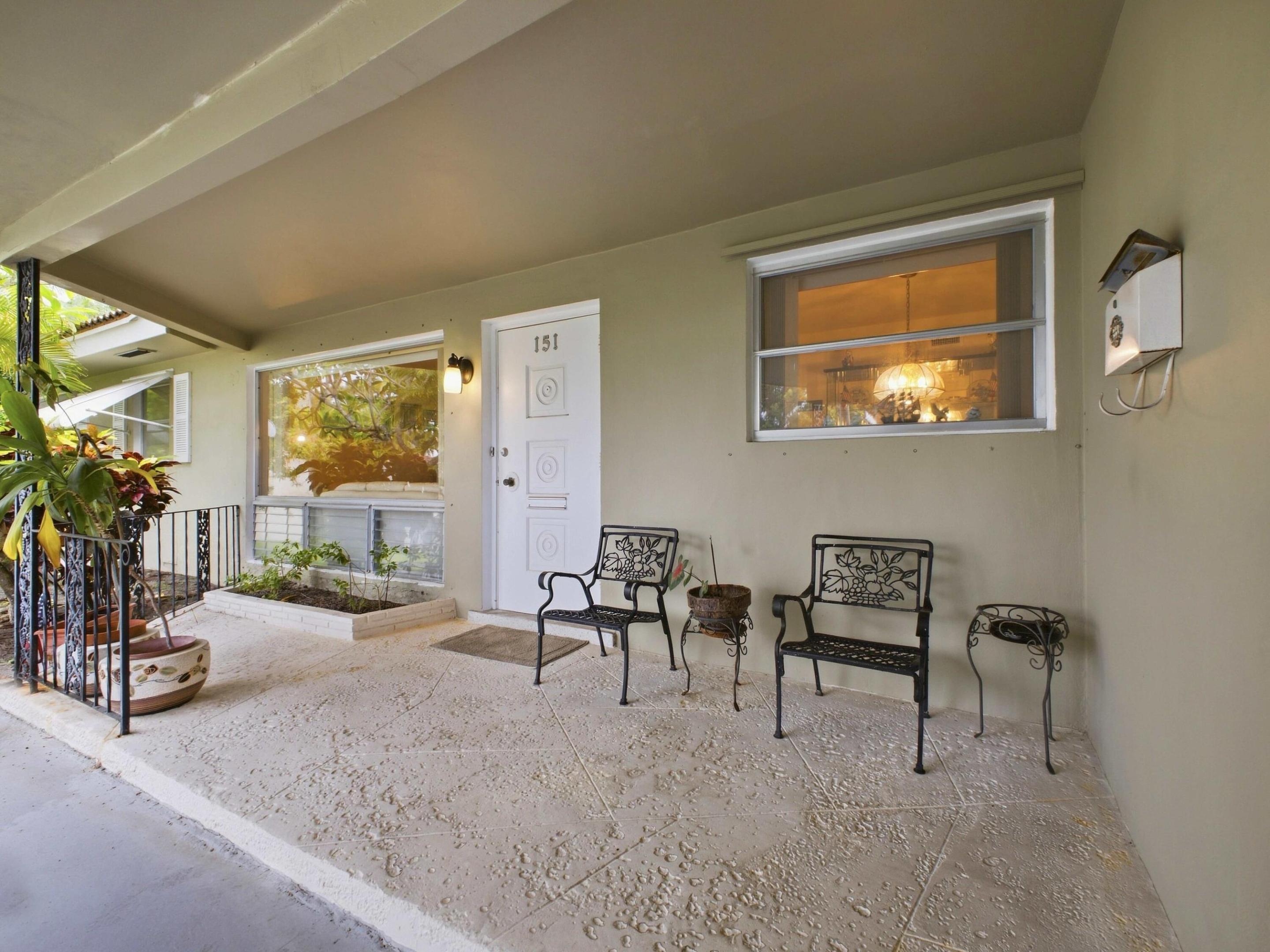 151 SW 8TH Avenue