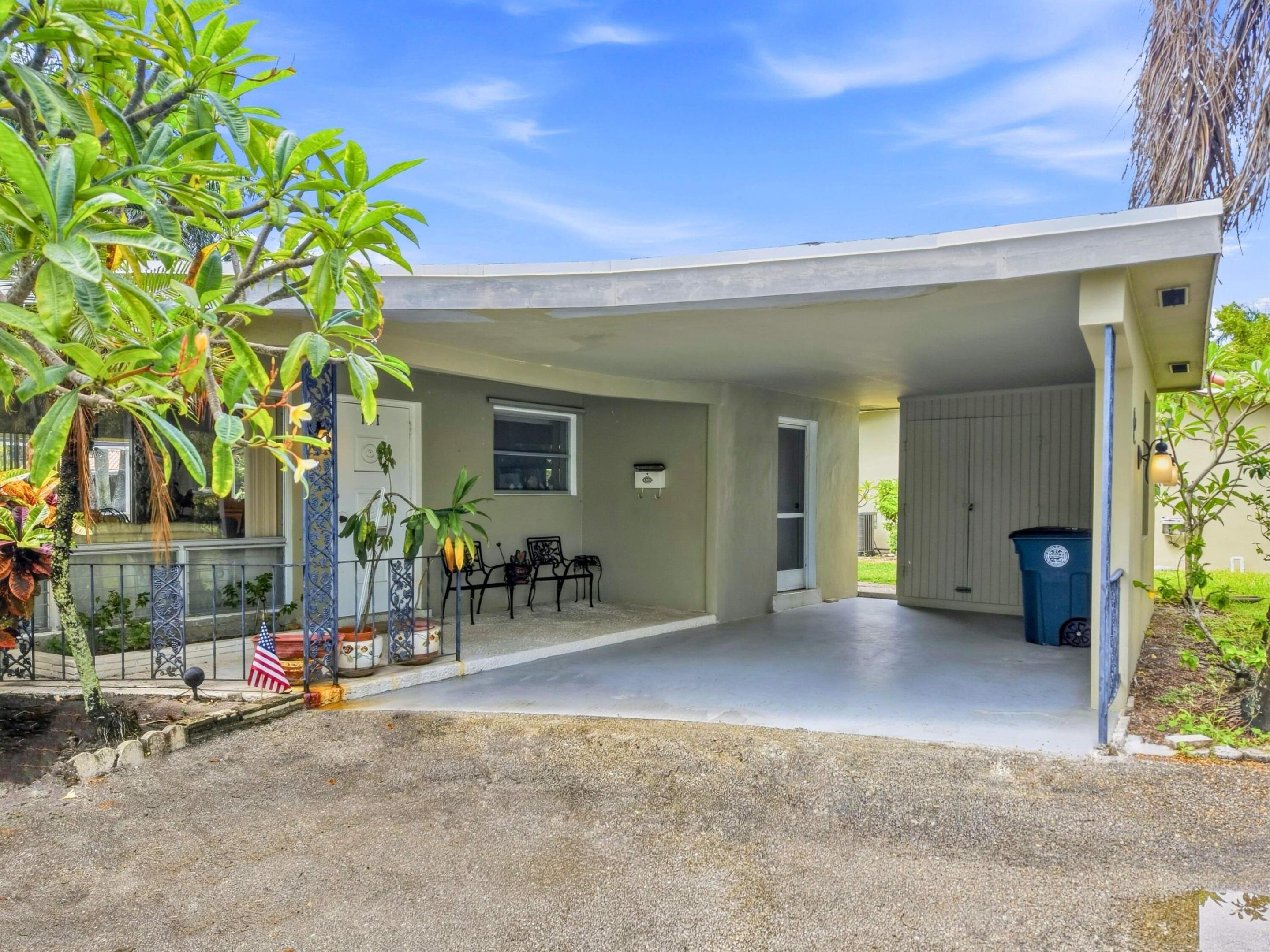 151 SW 8TH Avenue