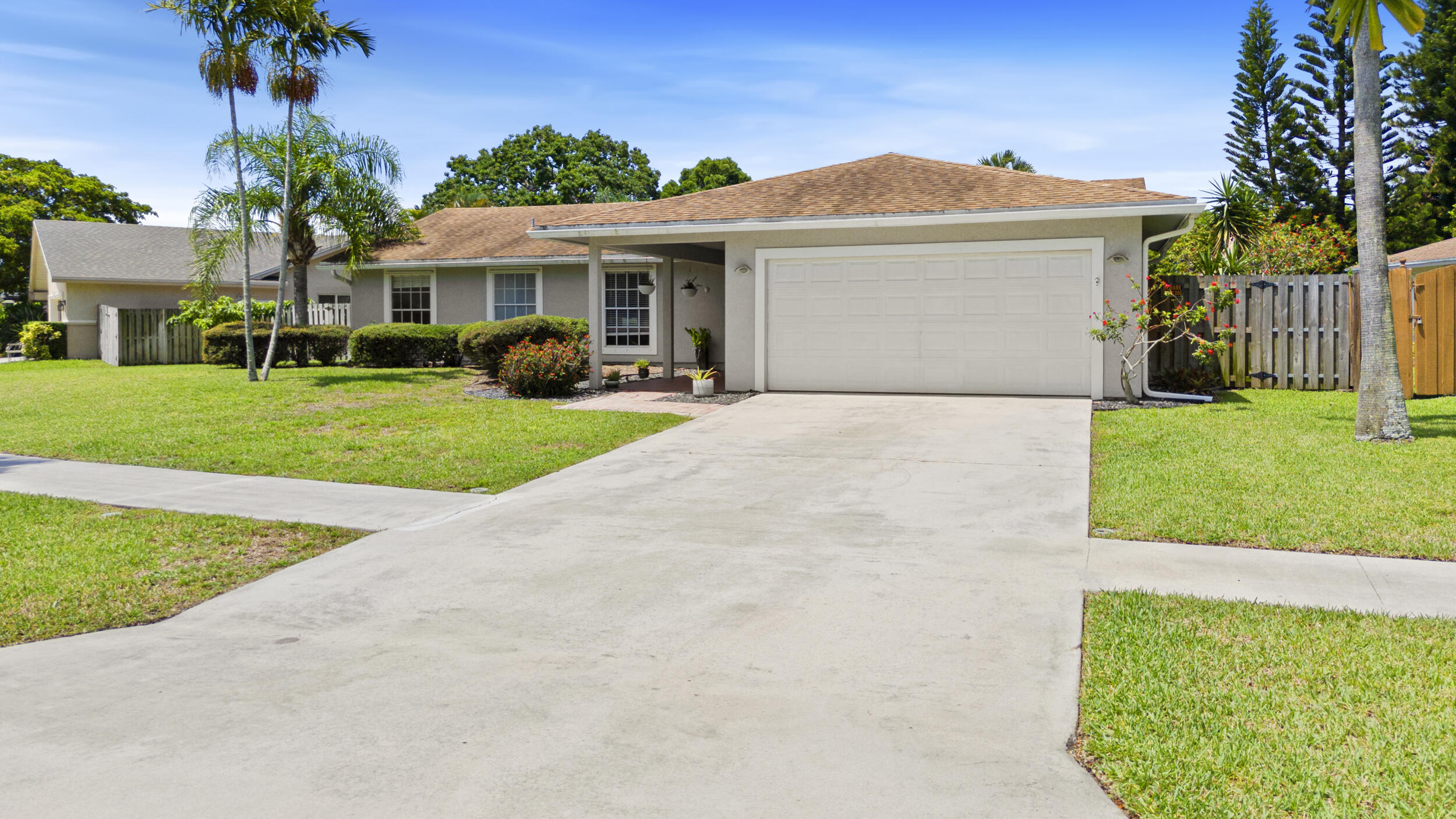 4114 Bay Laurel Way
