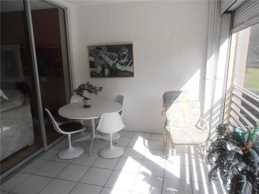 SABAL PALM - Residential