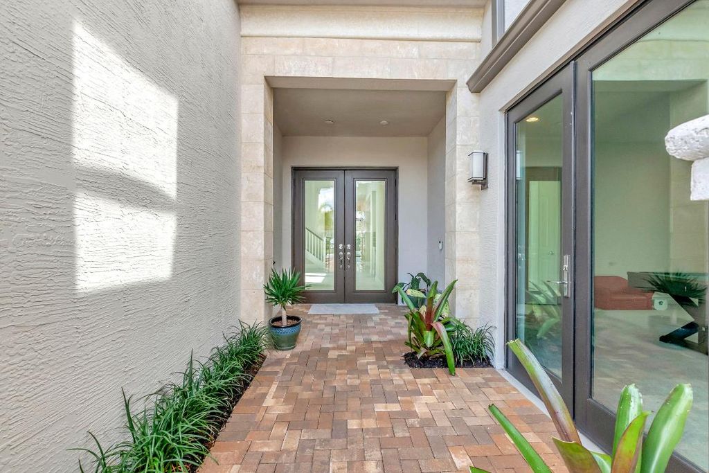 Photo of 9060 Dulcetto Court, Boca Raton, FL 33496 (MLS # R11081300)