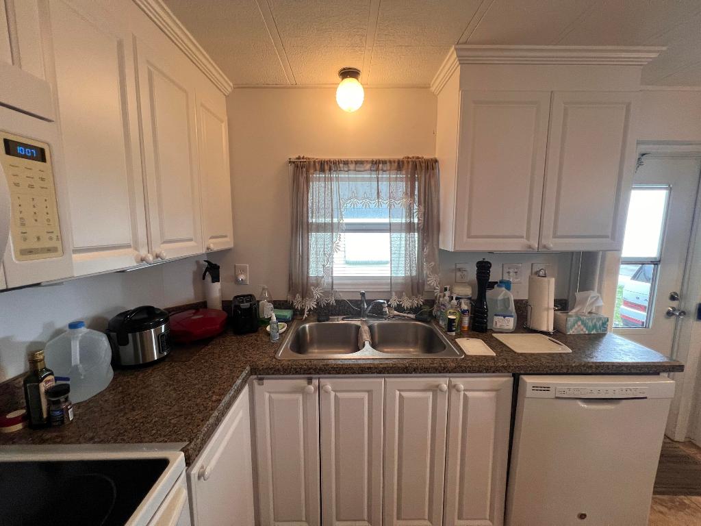 JAMAICA BAY MOBILE HOME CO OP - Residential