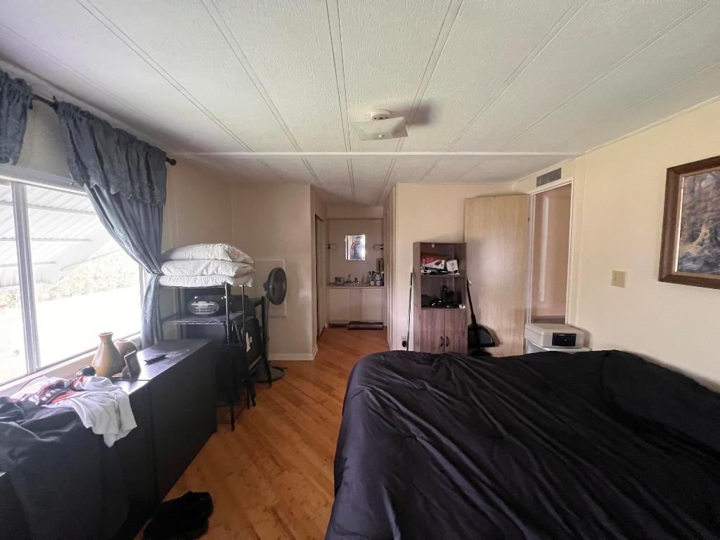 JAMAICA BAY MOBILE HOME CO OP - Residential