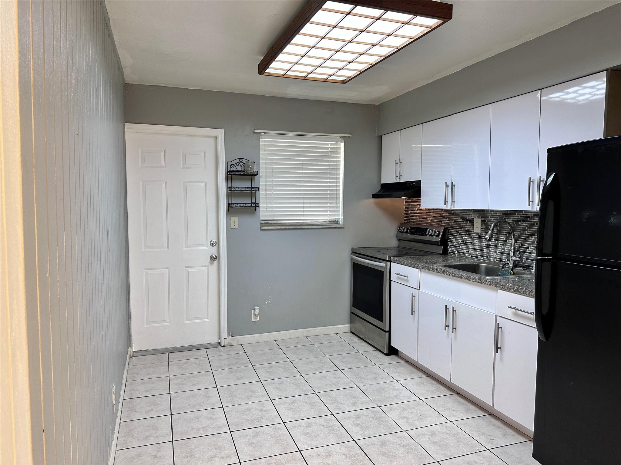5650 SW 26th St 1-3