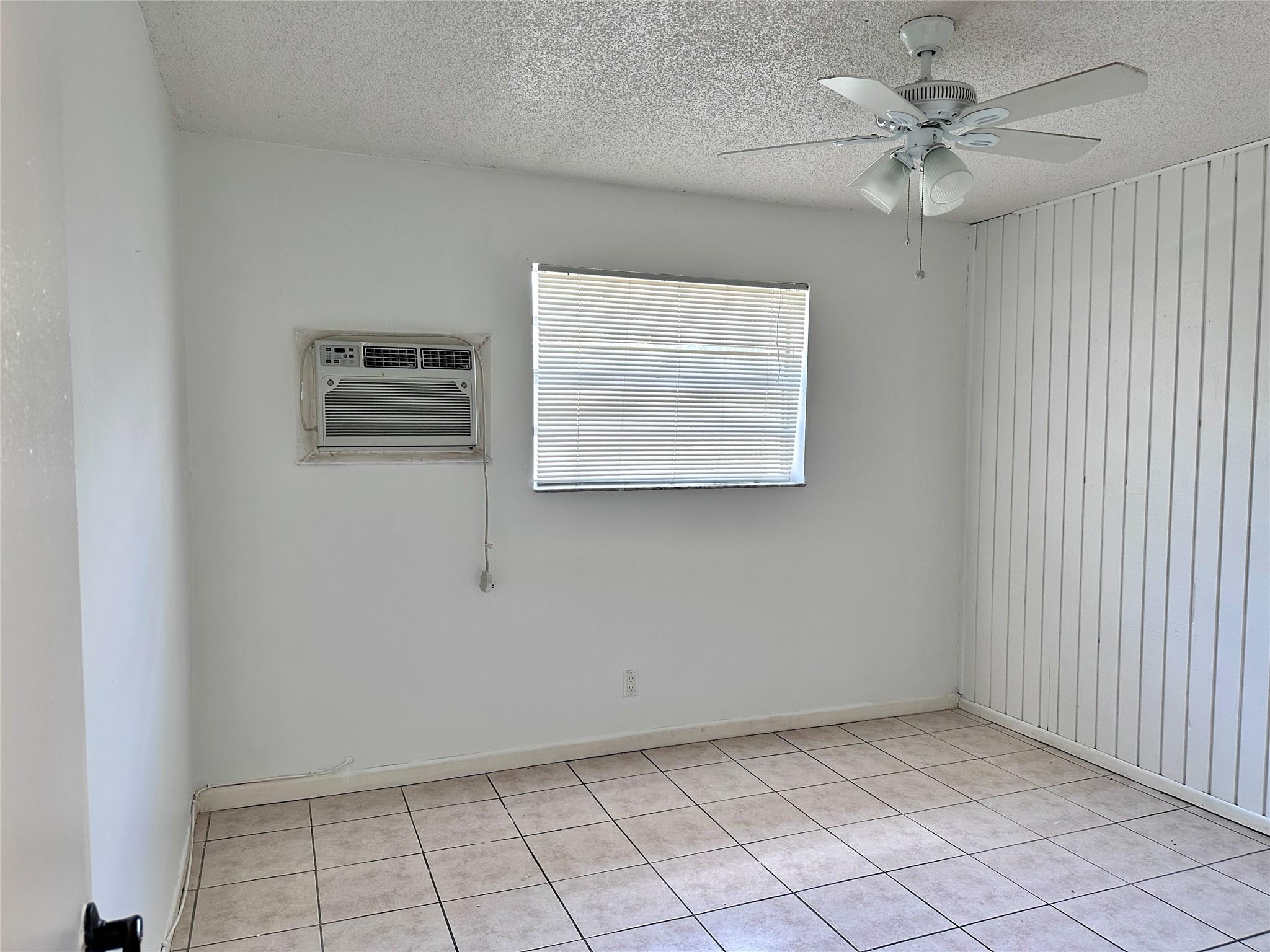 5650 SW 26th St 1-3