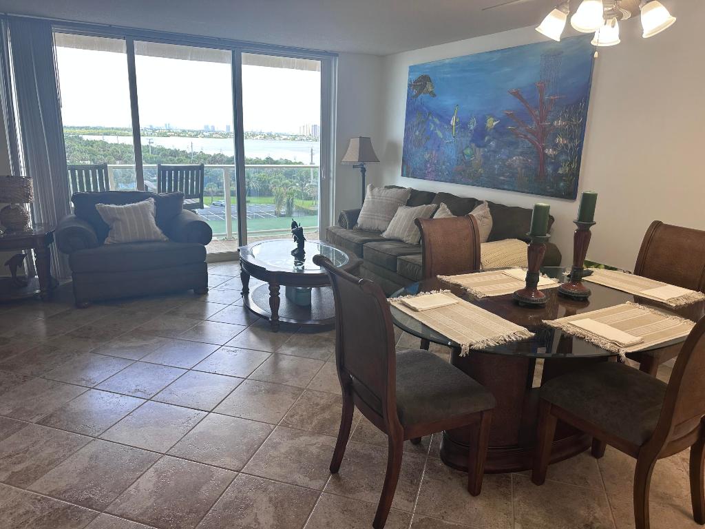 AQUARIUS CONDO - Residential Lease