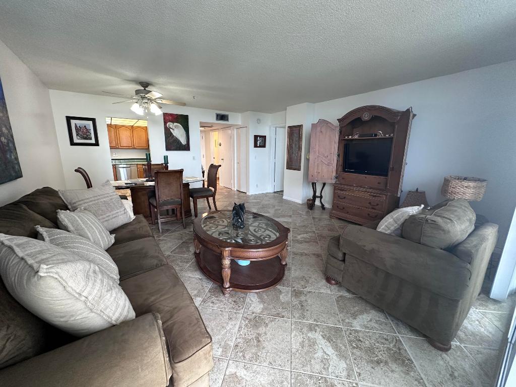 AQUARIUS CONDO - Residential Lease