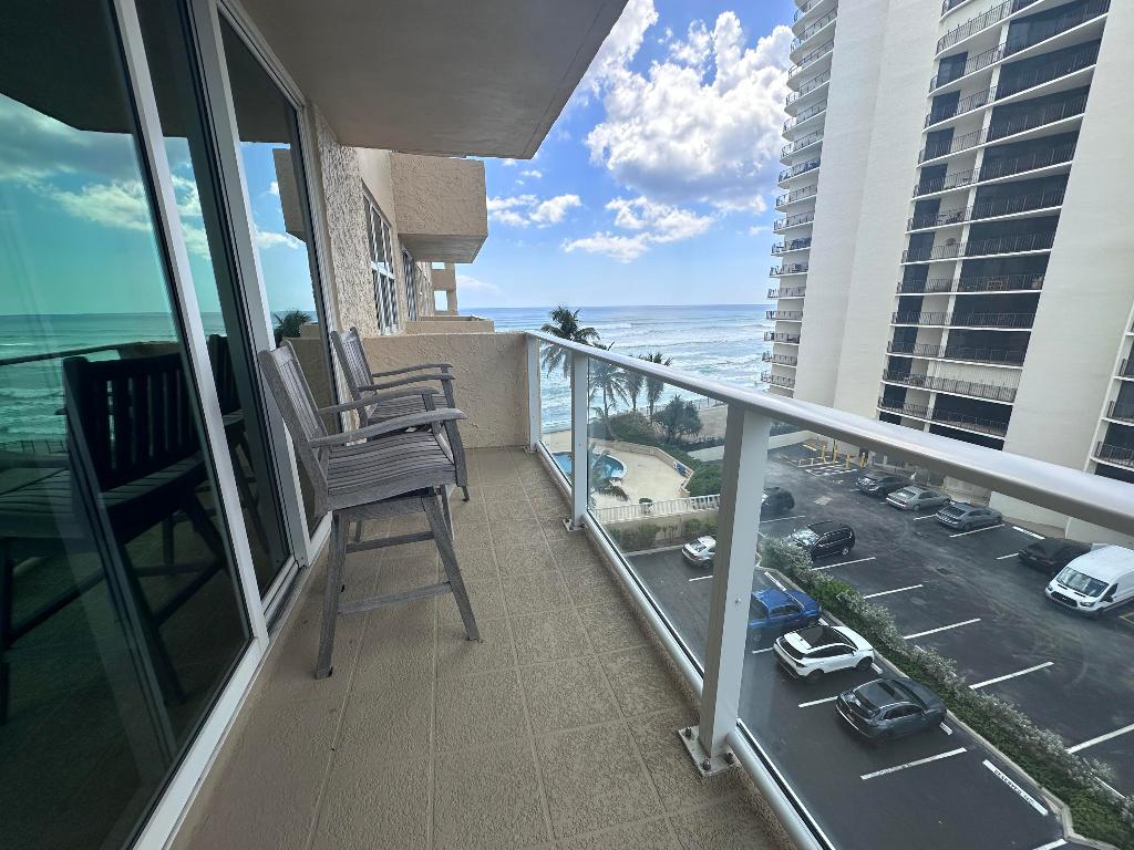 AQUARIUS CONDO - Residential Lease