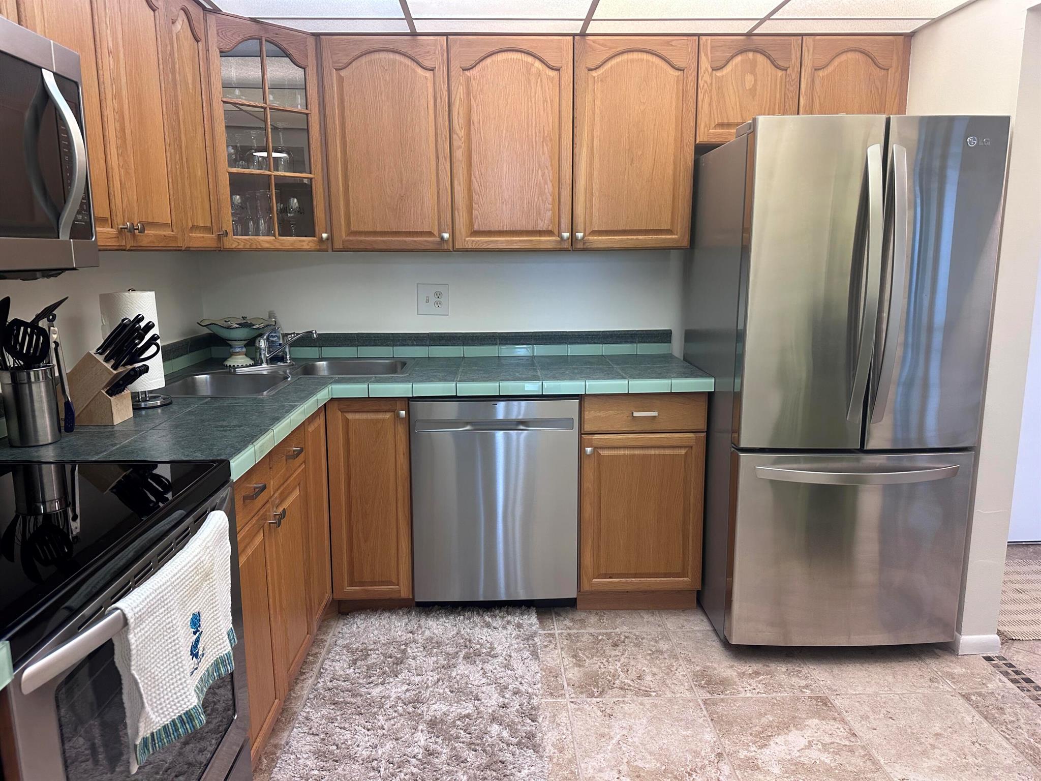 AQUARIUS CONDO - Residential Lease