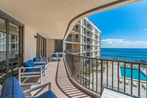 A home in South Palm Beach