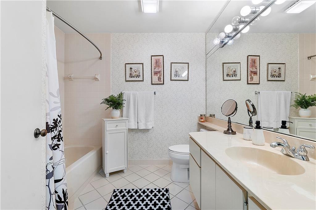 Saratoga Pointe - Residential