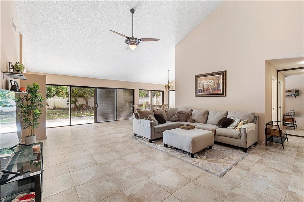 Saratoga Pointe - Residential