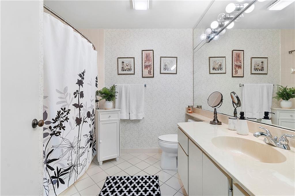 Saratoga Pointe - Residential