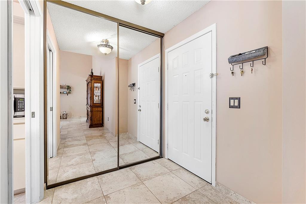 Saratoga Pointe - Residential