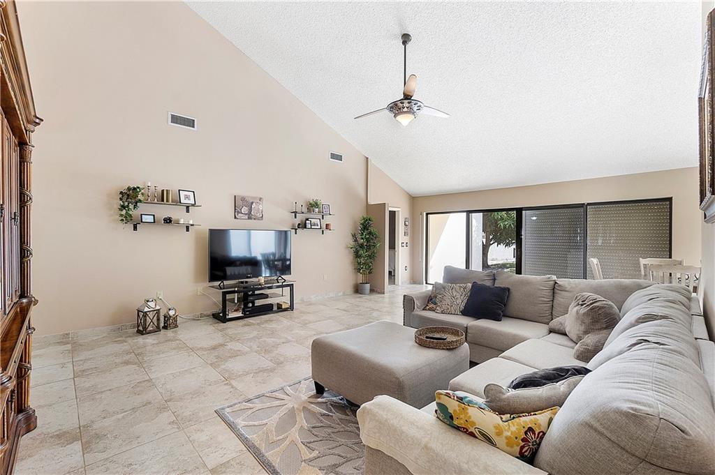 Saratoga Pointe - Residential