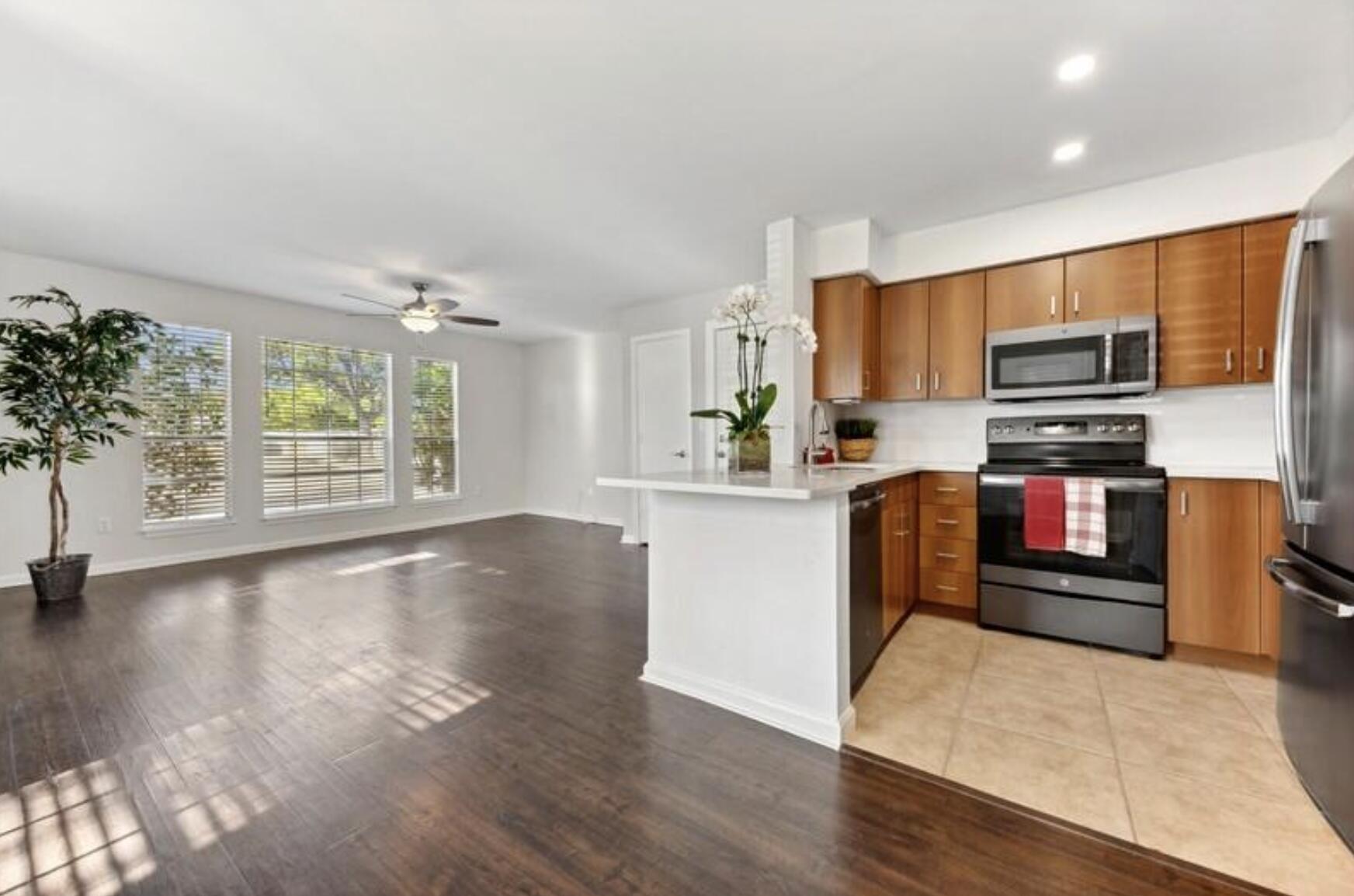 BAHIA AT DELRAY CONDO - Residential Lease