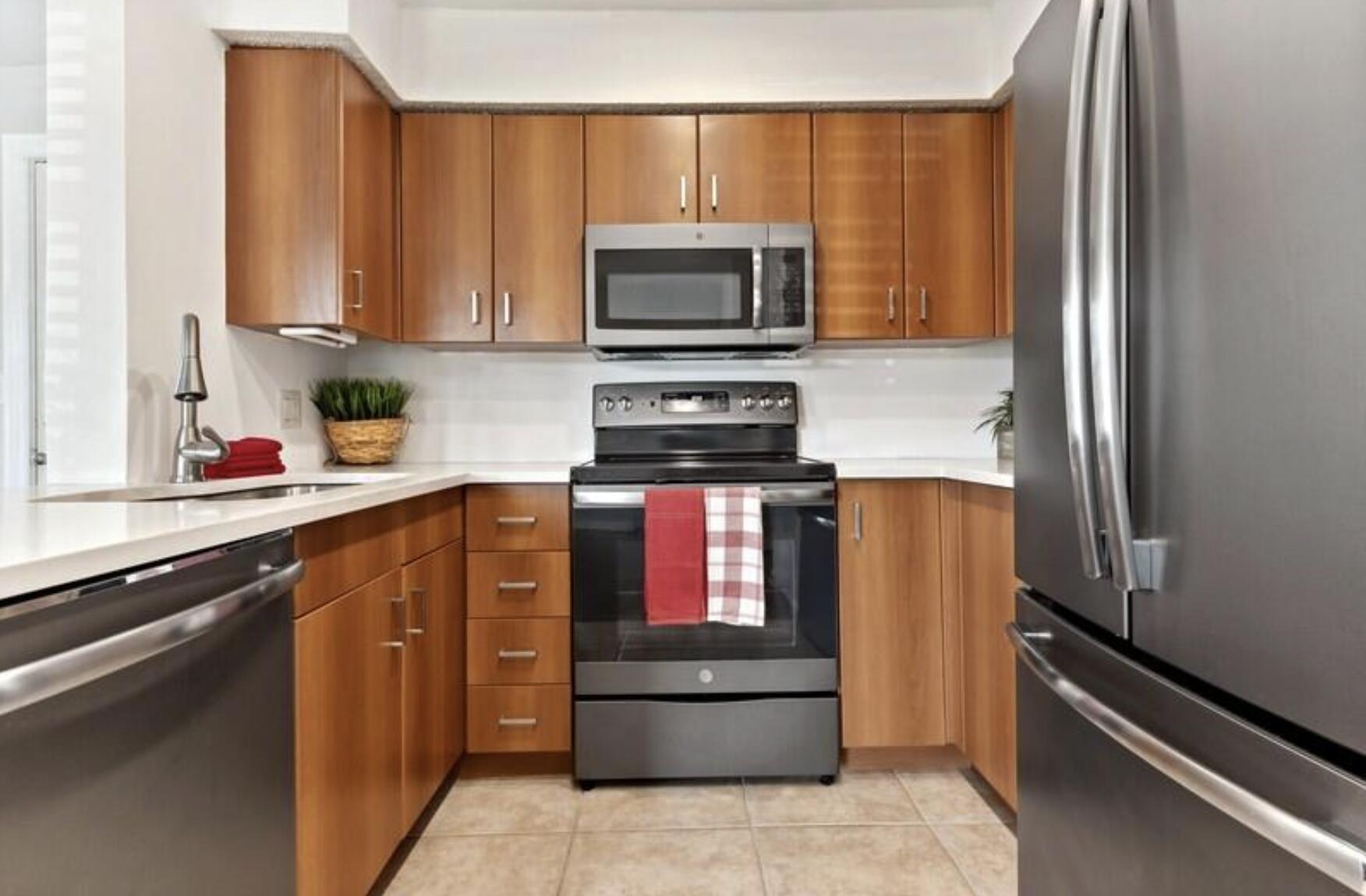 BAHIA AT DELRAY CONDO - Residential Lease