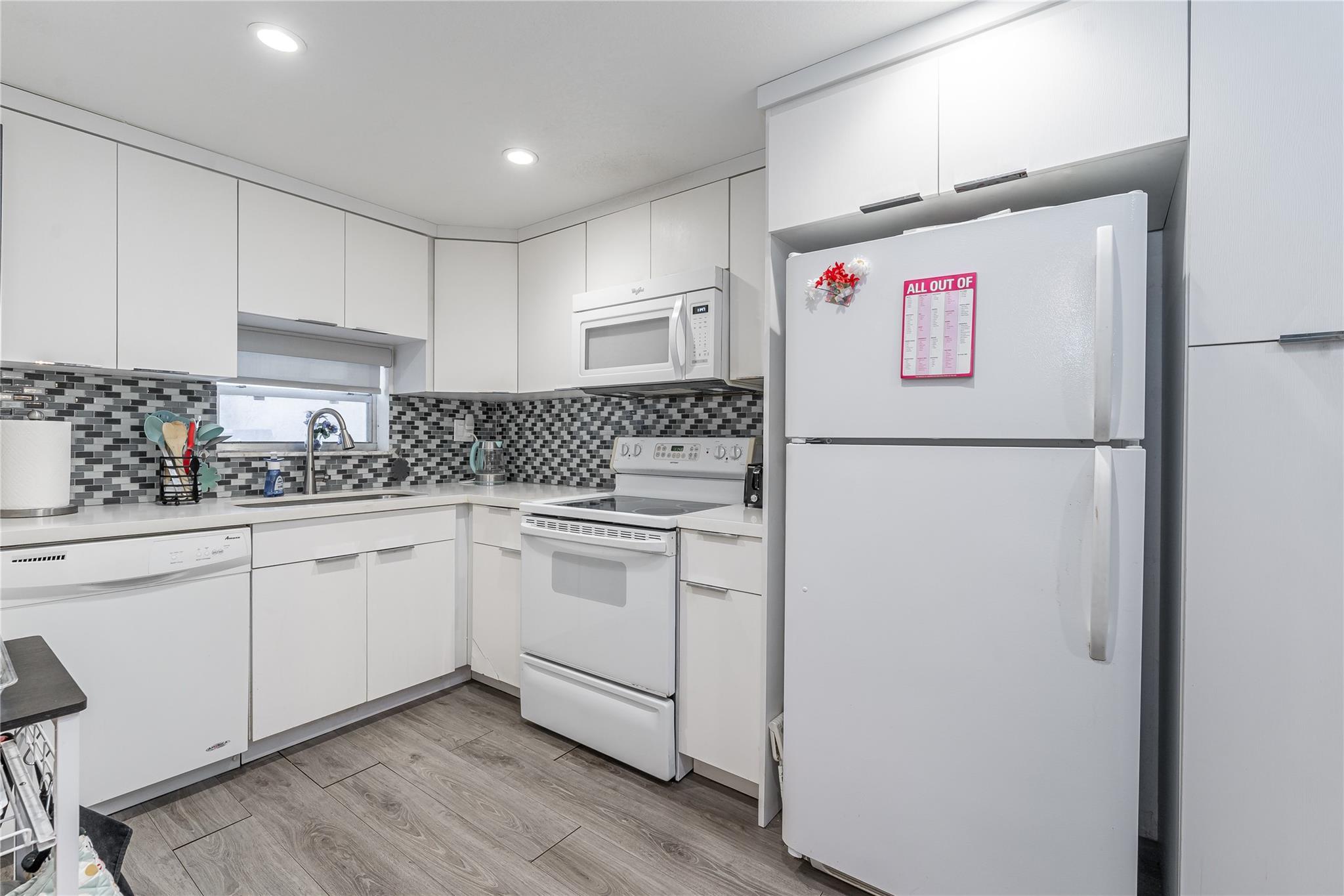 Hollybrook Golf & Tennis - Residential