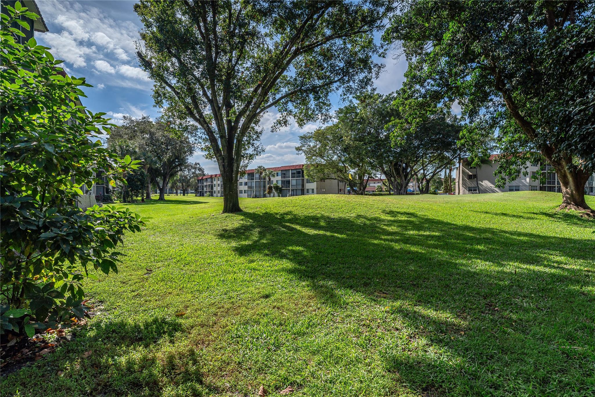 Hollybrook Golf & Tennis - Residential