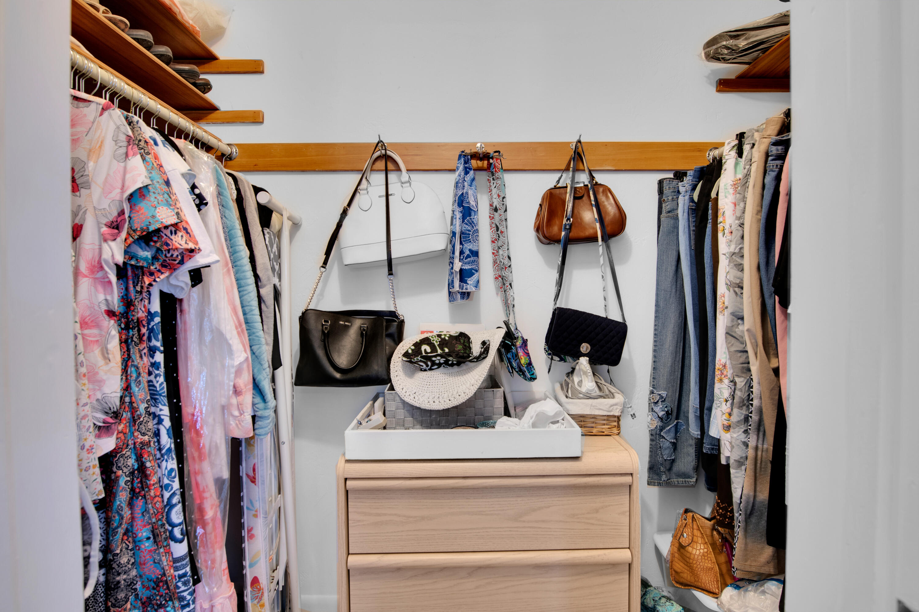 MODEL LAND CO - Residential