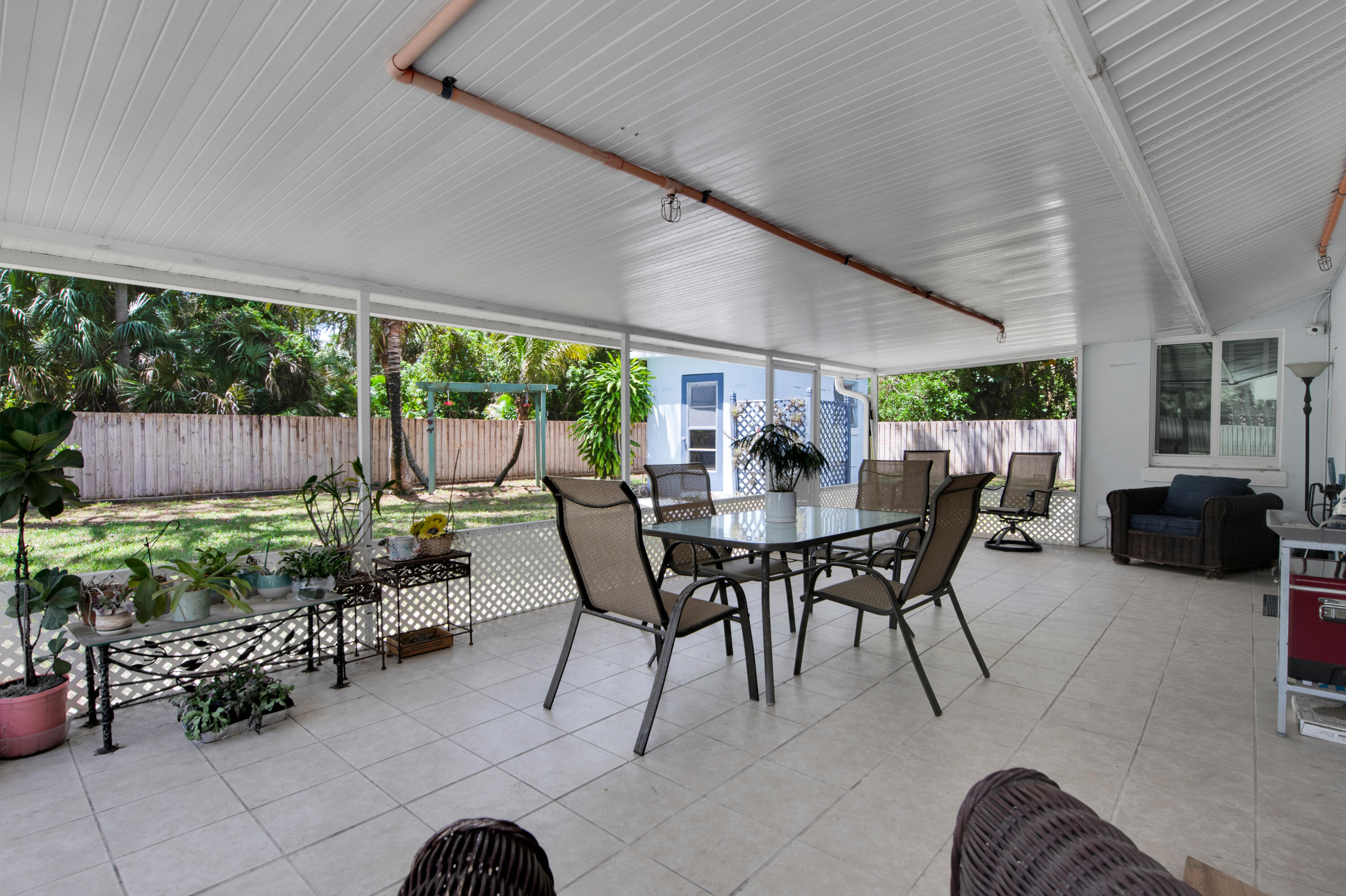 MODEL LAND CO - Residential