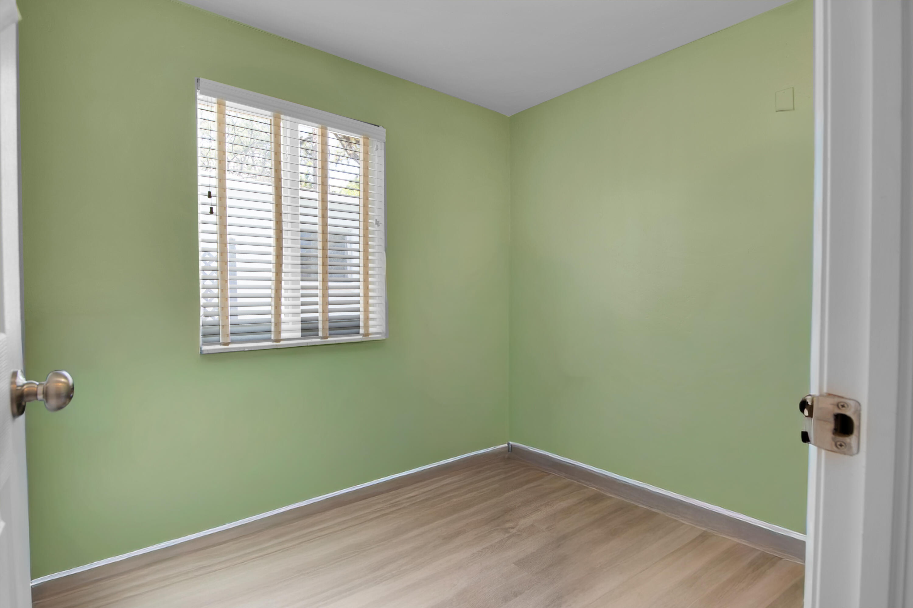 MODEL LAND CO - Residential