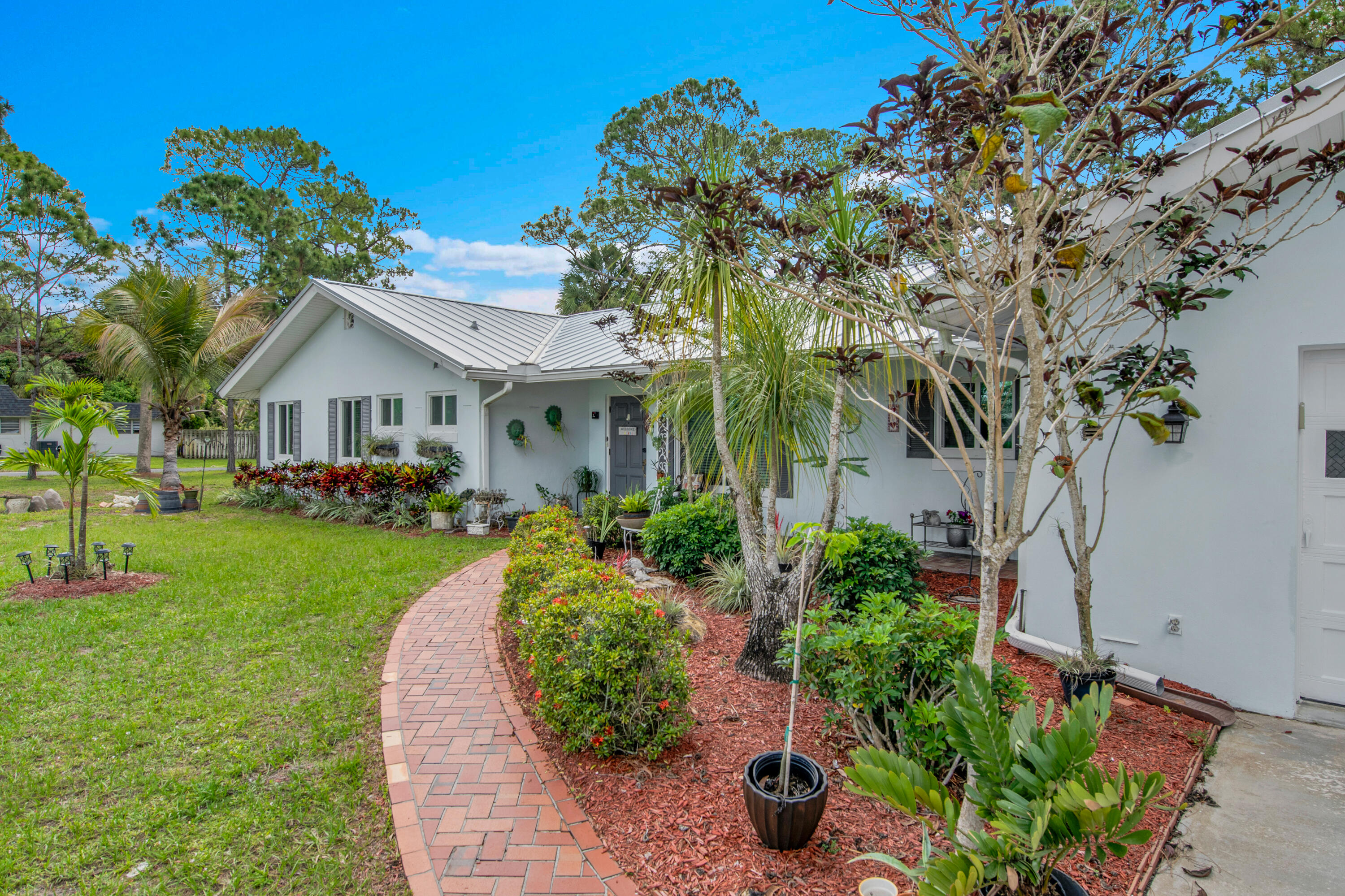 MODEL LAND CO - Residential