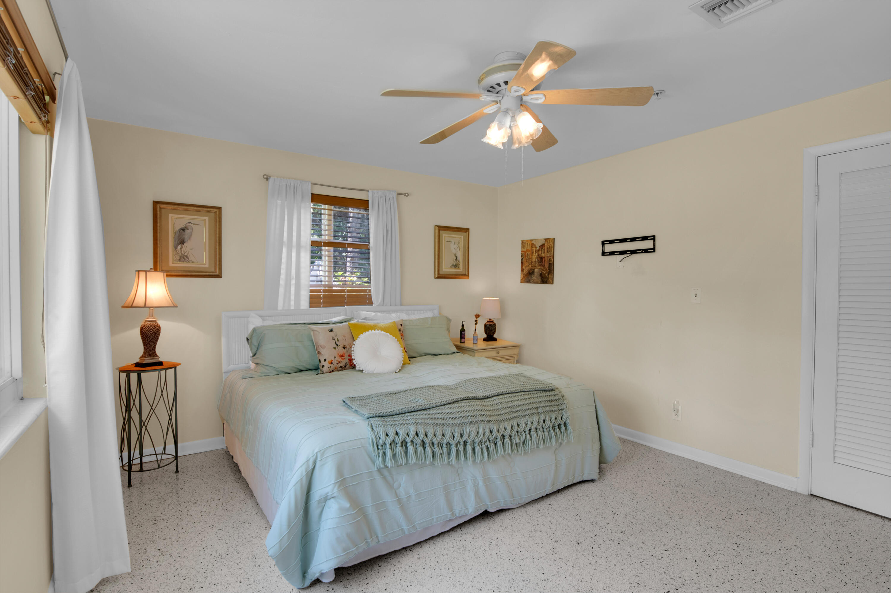 MODEL LAND CO - Residential