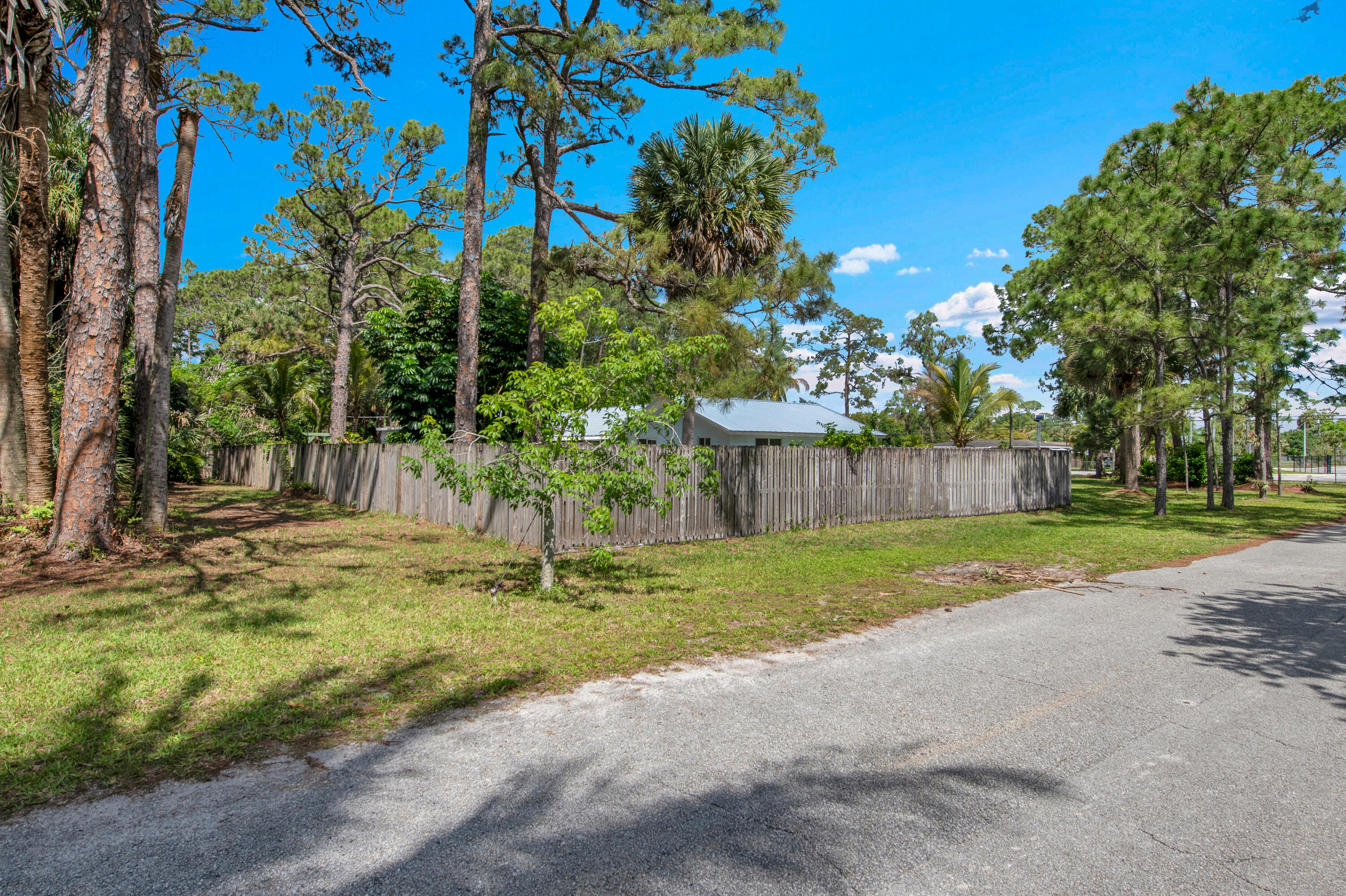 MODEL LAND CO - Residential