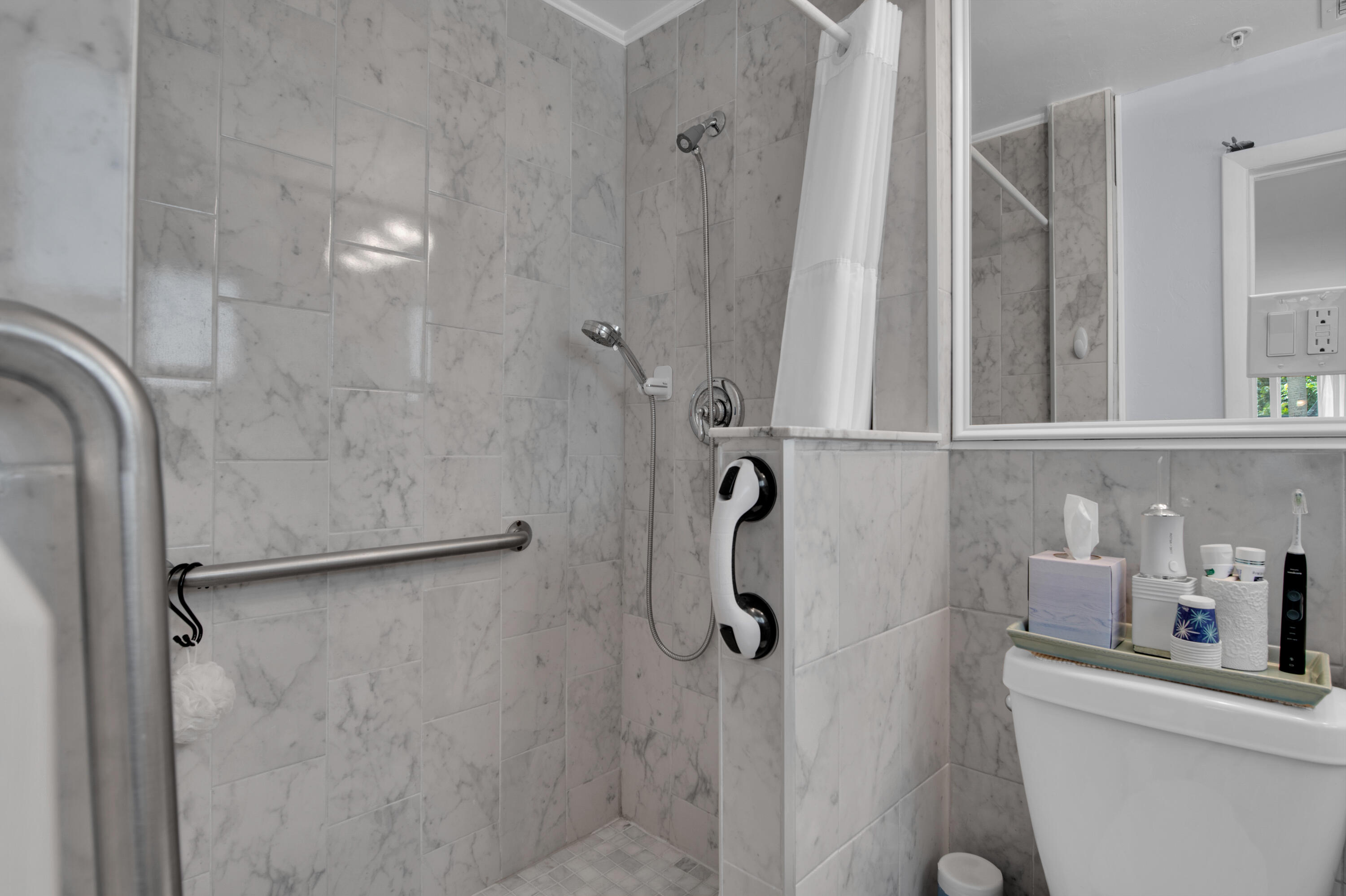 MODEL LAND CO - Residential