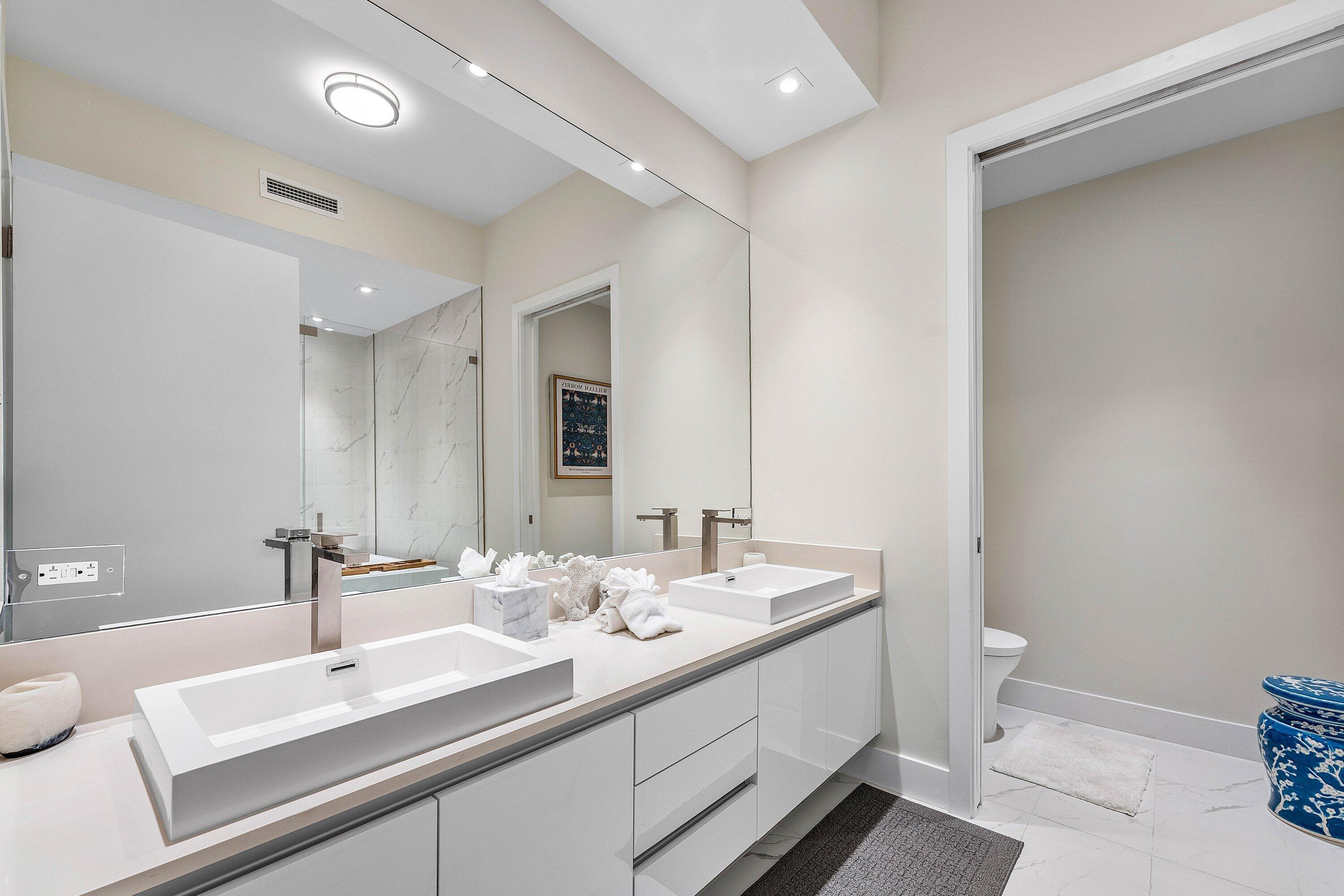 AMRIT OCEAN RESORT CONDO - Residential