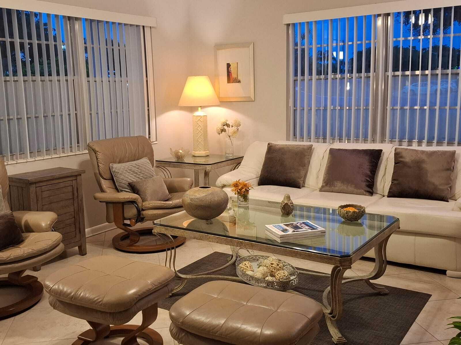 OAKRIDGE C CONDO - Residential Lease