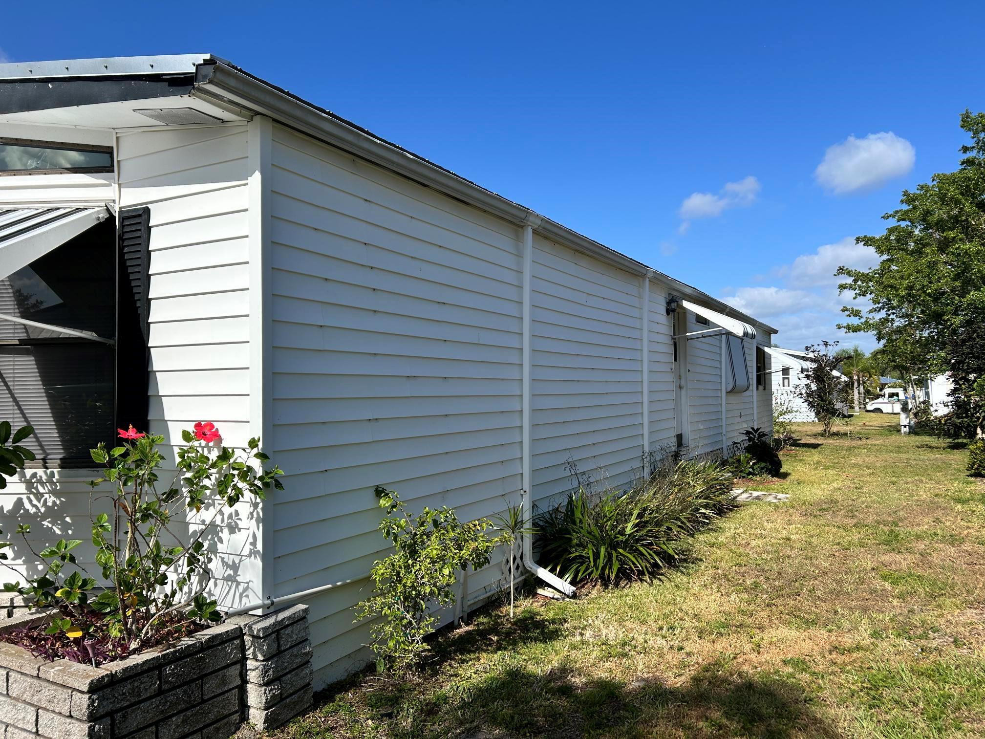 Spanish Lakes Country Clu - Residential