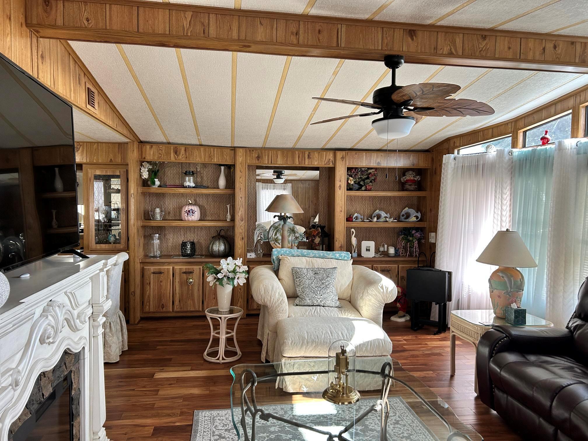 Spanish Lakes Country Clu - Residential