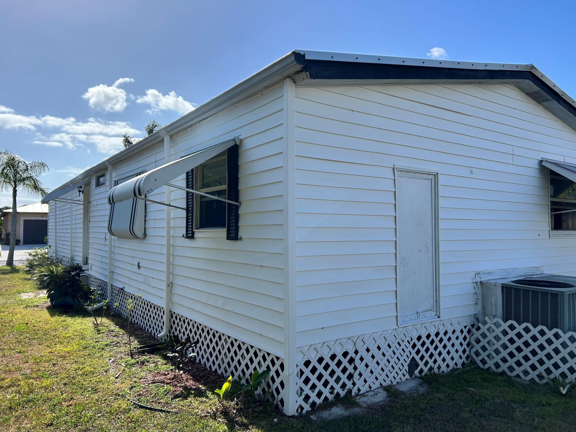 Spanish Lakes Country Clu - Residential