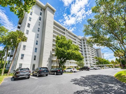 4015 W Palm Aire Drive 205 Pompano Beach FL 33069